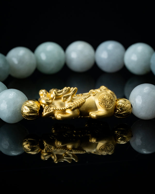 Gold Pixiu Charm White Beaded Jade Bracelet