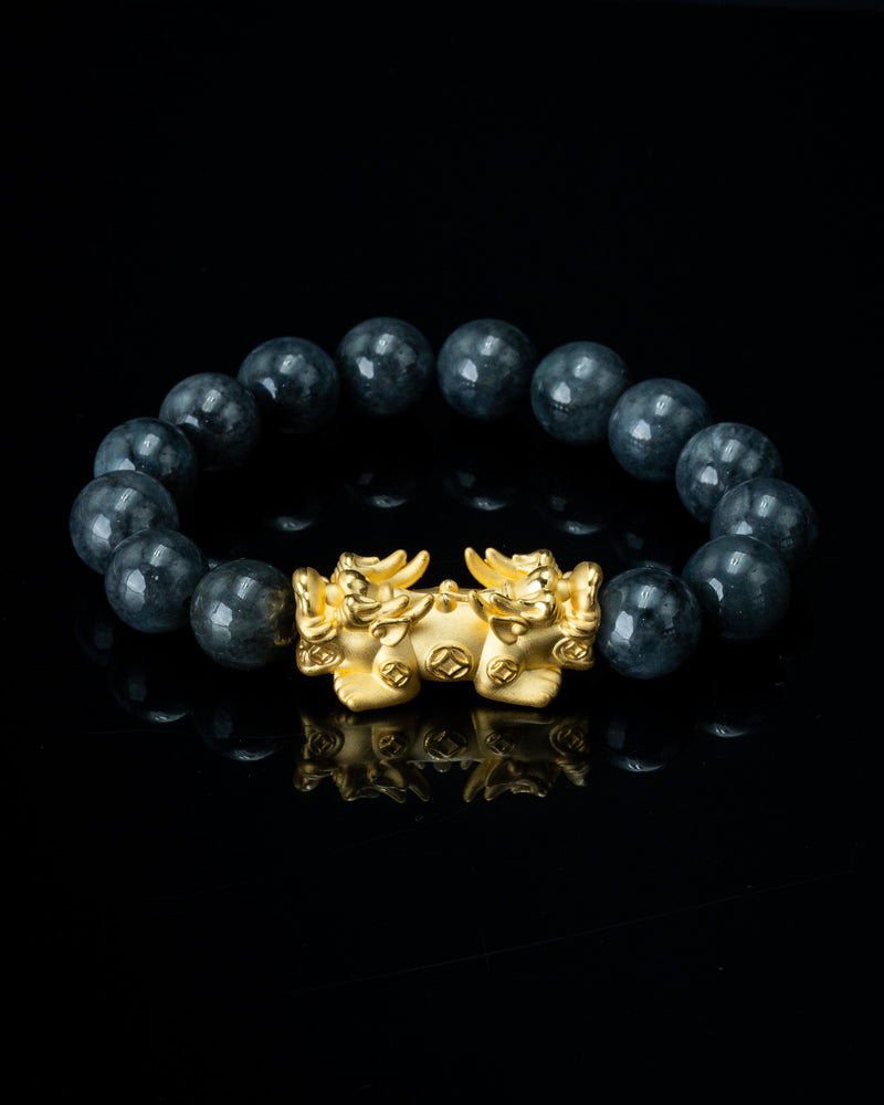 Gold Twin Pixiu Charm Large Black Beaded Jade Bracelet